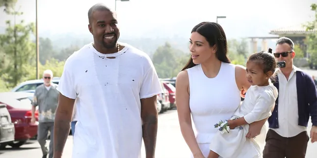 Terungkap! Jenis Kelamin Bayi Kim Kardashian Ternyata Laki-Laki