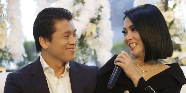 Terungkap, Lamaran Syahrini dan Reino Barack Ternyata Digelar di Sini