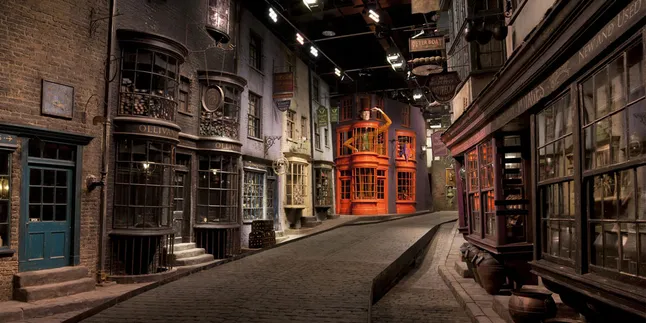 Terungkap, Lokasi Syuting 'HARRY POTTER' Sering Bau Busuk Terungkap, Lokasi Syuting 'HARRY POTTER' Sering Bau Busuk