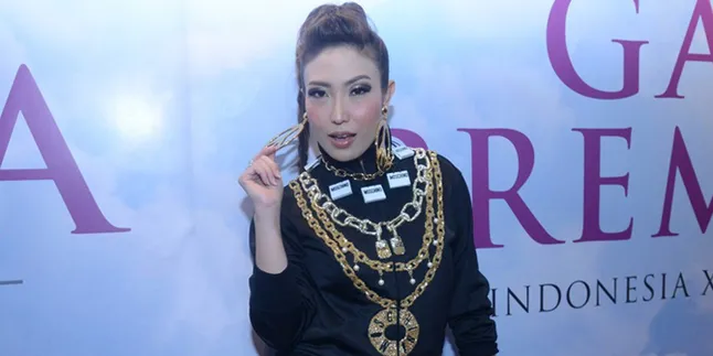 Terungkap! Ternyata Ini Alasan Ayu Dewi Tinggalkan Dunia Modeling Terungkap! Ternyata Ini Alasan Ayu Dewi Tinggalkan Dunia Modeling