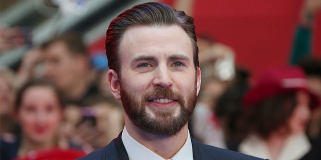 Revealed! Turns Out This is the Reason Chris Evans Created an Instagram Account