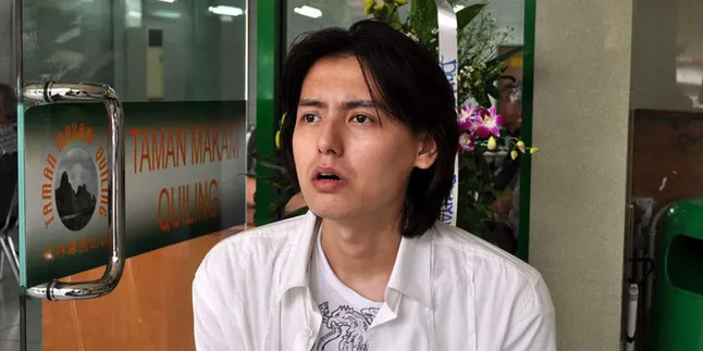Tes Urine, Roger Danuarta Positif Narkoba Tes Urine, Roger Danuarta Positif Narkoba