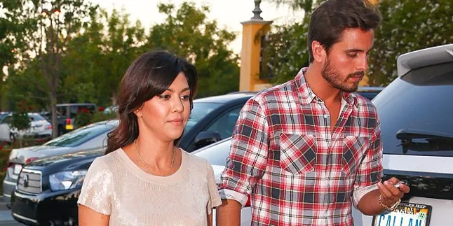Test DNA, Ayah Kandung Putra Kourtney Kardashian Terungkap! Test DNA, Ayah Kandung Putra Kourtney Kardashian Terungkap!