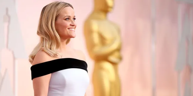 Tetap Imut & Cantik, Reese Witherspoon Bakal Perankan Tinker Bell