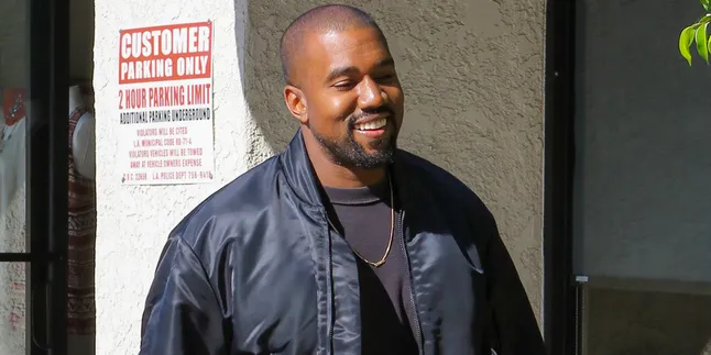 'THE LIFE OF PABLO' Kanye West Jadi Album Inggris Pertama Yang Raih Sertifikasi Gold