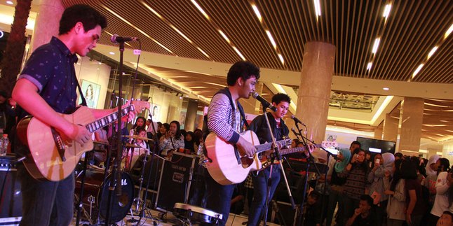 The Overtunes Buai Penonton Jazz Gunung Dengan Lagu Cinta