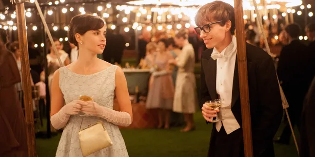 'THE THEORY OF EVERYTHING', Pengorbanan Tak Menjamin Cinta Abadi 'THE THEORY OF EVERYTHING', Pengorbanan Tak Menjamin Cinta Abadi