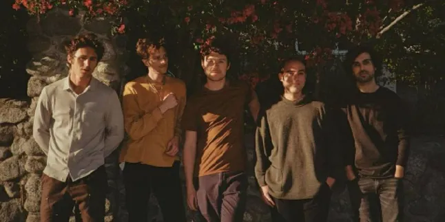 The Walters Rilis Lagu! Berikut Lirik Lagu yang Berjudul SHE'S GONNA LIVE YOU The Walters Rilis Lagu! Berikut Lirik Lagu yang Berjudul SHE'S GONNA LIVE YOU