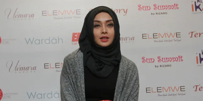 Tiap Pejamkan Mata, Terry Putri Teringat Kenangan Almarhum Mama Tiap Pejamkan Mata, Terry Putri Teringat Kenangan Almarhum Mama