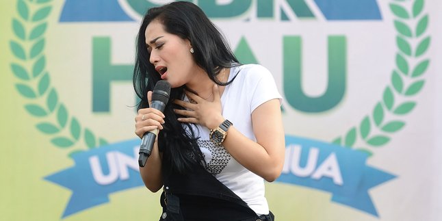 Tiara Dewi, Lebih Mengenal Pop Sejak Bersama Chossy Pratama