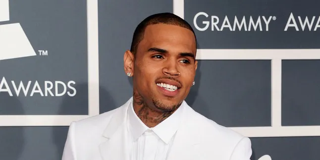 Tidak Benar Chris Brown Bakal Konser di Jakarta