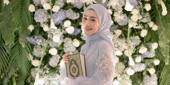 Not Luxurious, Beautiful Selebgram Sinta Sri Antan Chooses a Simple Concept for Her Wedding