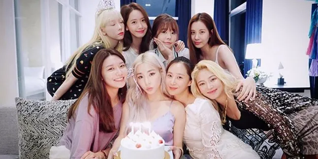 Tiffany Dapat Kado Ultah Spesial Dari Member SNSD, Ada yang Ngasih Uang Tunai!