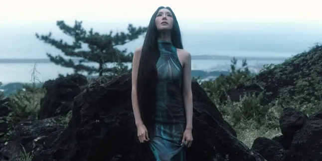 Tiffany Young Solo Comeback, Releasing First Full Album 'Edge of Calm' on August 20