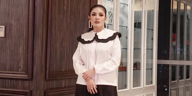 Tiga Kali Mangkir dari Panggilan Pemeriksaan, Polisi Cari Keberadaan Nindy Ayunda untuk Dijemput Paksa Tiga Kali Mangkir dari Panggilan Pemeriksaan, Polisi Cari Keberadaan Nindy Ayunda untuk Dijemput Paksa