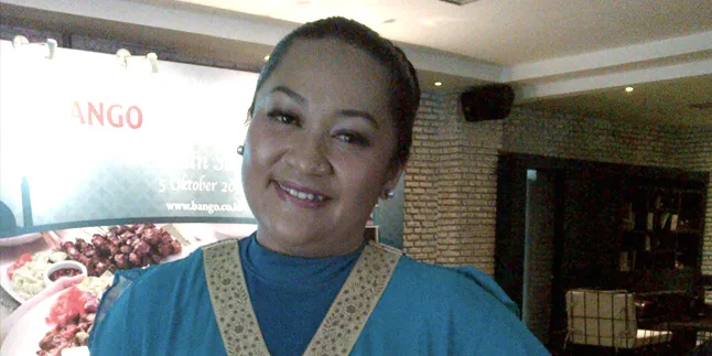 Tike Priatnakusumah Tak Takut Makan Daging Kambing