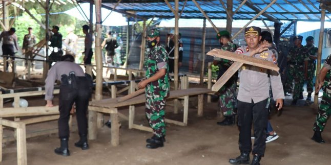 Tim Gabungan Bongkar Dua Arena Judi Sabung Ayam di Malang