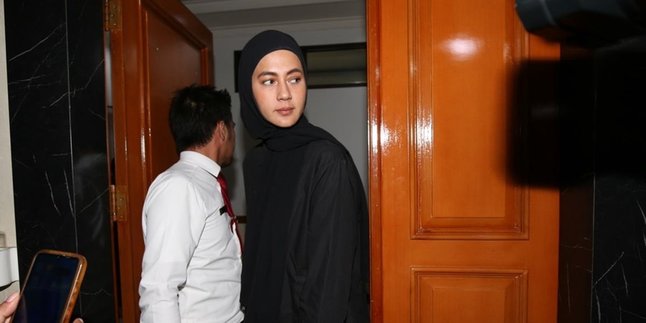 Paula Verhoeven's Legal Team Visits the Press Council Regarding Privacy Violations