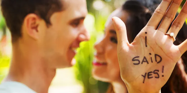 Timing yang Tepat Buat Melamar Pacar, Dijamin Bakal Jadi Surprise!