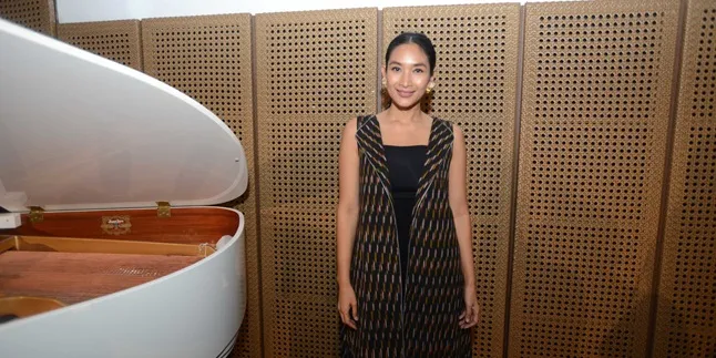 Tinggal di Bali, Happy Salma Bisa Atur Prioritas Pekerjaan