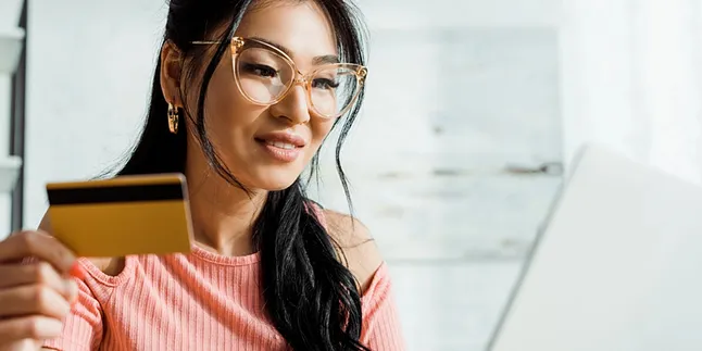 Tips Belanja Murah di Shopee yang Wajib Kamu Tahu! Tips Belanja Murah di Shopee yang Wajib Kamu Tahu!