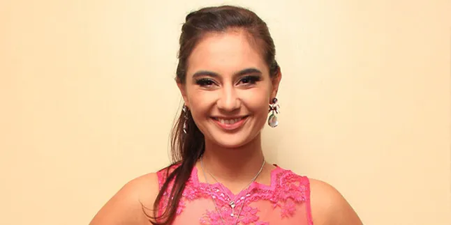 Tips Oke Cegah Kanker Payudara ala Marissa Nasution