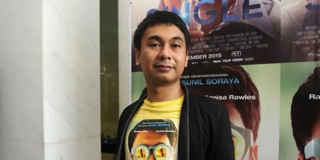 Tips Stand Up Comedy Ala Raditya Dika, Berawal Dari Kegelisahan Tips Stand Up Comedy Ala Raditya Dika, Berawal Dari Kegelisahan