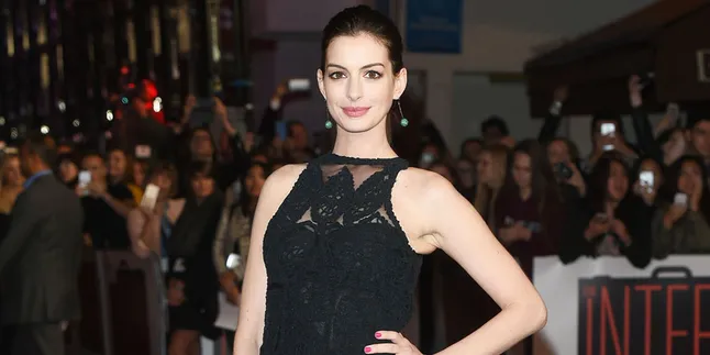 Tiru 'GODZILLA', Film Anne Hathaway Sempat Digugat Toho Pictures Tiru 'GODZILLA', Film Anne Hathaway Sempat Digugat Toho Pictures