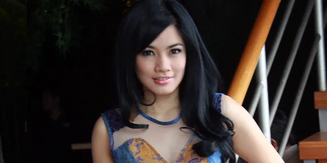 Titi Kamal Tetap Puasa Saat Hamil