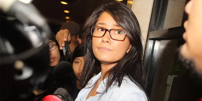 Titi Rajo Bintang Ungkap Rasa Sayangnya Pada...Gajah!