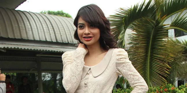 Tiwi T2 Bantah Dirinya Adalah Istri Ketiga