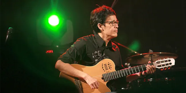 Tohpati: Chrisye Penyanyi Nomor Satu Indonesia