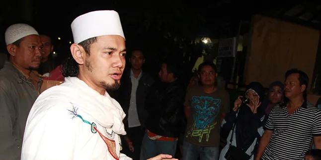 Tolak Islah, Korban Minta Ustaz Guntur Bumi Taubat di Depan MUI Tolak Islah, Korban Minta Ustaz Guntur Bumi Taubat di Depan MUI