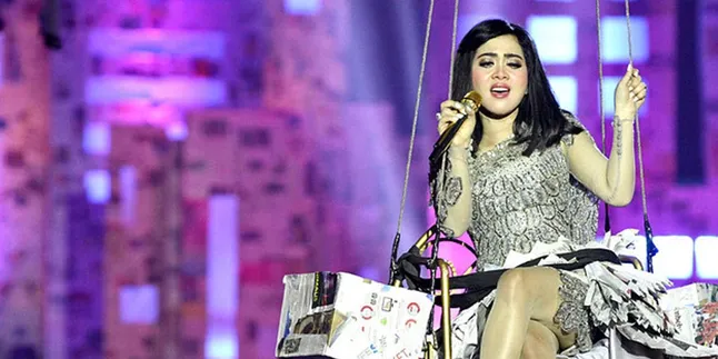 Tolak Job Tahun Baru, Syahrini Pilih Liburan ke Amerika Serikat