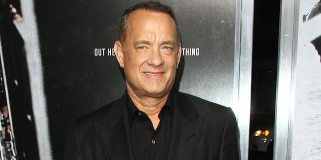 Tom Hanks Tak Pernah Tonton Filmnya Lebih Dari Sekali