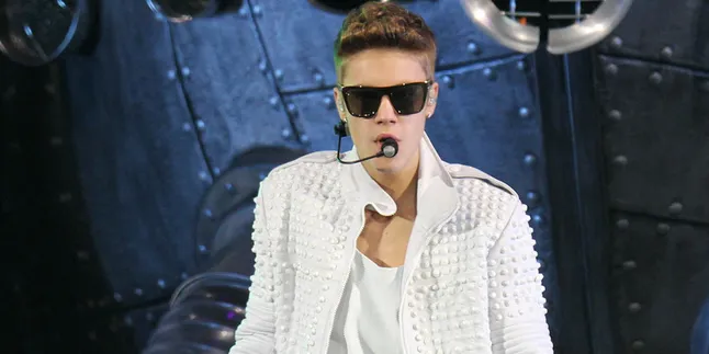 Tone Gitar Lagu Baru Justin Bieber Terpengaruh Jimi Hendrix?