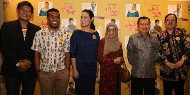 Tonton 'TABULA RASA', Istri Jusuf Kalla Langsung Ingat Kampung Tonton 'TABULA RASA', Istri Jusuf Kalla Langsung Ingat Kampung