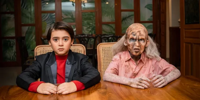 Totalitas Berakting di Film 'BAYI AJAIB', Rayhan Cornellis Rela Tubuhnya Dilumuri Darah Totalitas Berakting di Film 'BAYI AJAIB', Rayhan Cornellis Rela Tubuhnya Dilumuri Darah