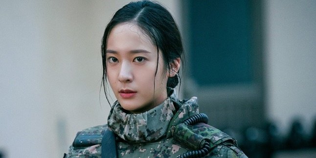 Total Commitment to Portray Soldiers to Pregnant Women, Krystal fx's Acting Receives Praise