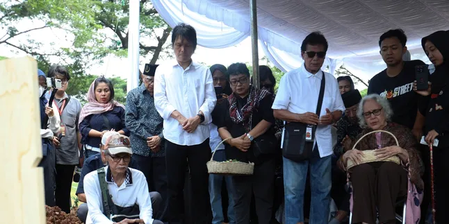 Once Mekel's Father-in-Law Totok Sardjan Passes Away, Had Underwent Dialysis Before Taking His Last Breath