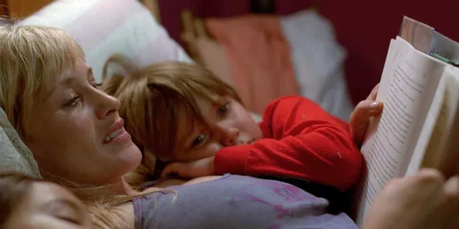 Trailer Film 'BOYHOOD' Ini Bikin Kamu Mewek Saking Terharunya