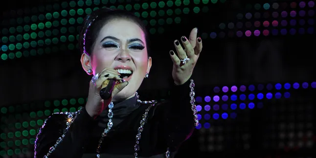 Trauma, Syahrini Tak Ingin Pacar Barunya Diekspos