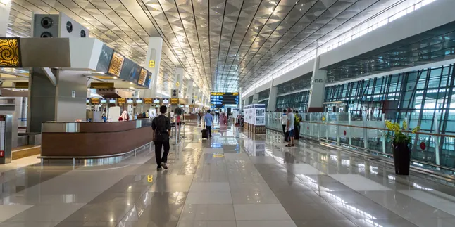 Traveling dari Bandara Soetta, Kamu Bakal Disapa Robot Canggih!