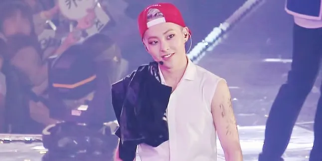 Tren 'Transgender', Idol Cantik Ini Berubah Jadi Kembaran Xiumin?