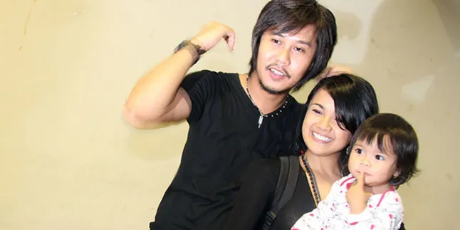 Trik Jitu Berhenti Merokok Ala Ernest Cokelat