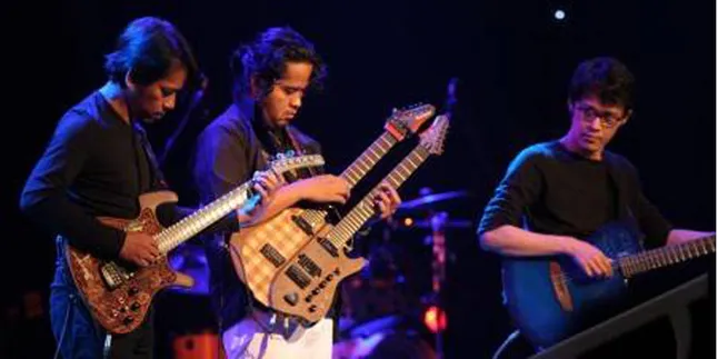 Trisum Hipnotis Penonton Jakjazz Hari Pertama