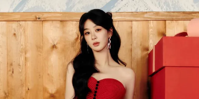 Yang Zi's Slim Body Sparks Debate Among Netizens on Weibo, Her Legs Are Said to Be as Thin as Chopsticks