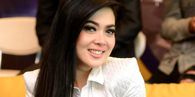 Tudung Fatima Syahrini, Tren Baru Ramadan Kali ini? Tudung Fatima Syahrini, Tren Baru Ramadan Kali ini?
