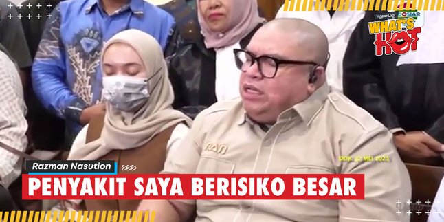 Collapsed After Attending Trial, Razman Nasution Was Taken by Ambulance to the Hospital