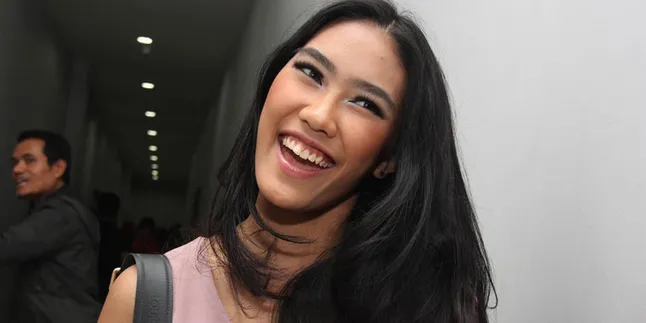 Tunggu Single Kelar, Alika Jaga Eksistensi Dengan Lagu Lama